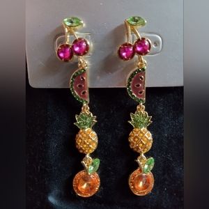 3/$30 SUGARFIX fruit bowl earrings🍓🍑